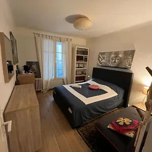 lit-queen-size-3mn-beach-biarritz.biarritzhotels.info/
